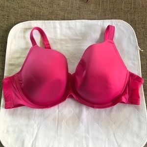 Cacique Pink, Underwire, Molded Cup Size 46C NWOT